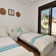 Reventa - Chalets -
Villamartín - PAU 8