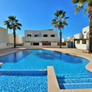 Reventa - Chalets -
Villamartín - PAU 8