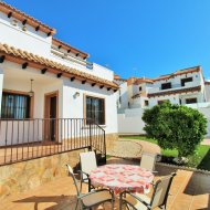 Reventa - Chalets -
Villamartín - PAU 8