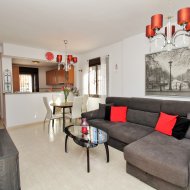 Reventa - Chalets -
Villamartín - PAU 8