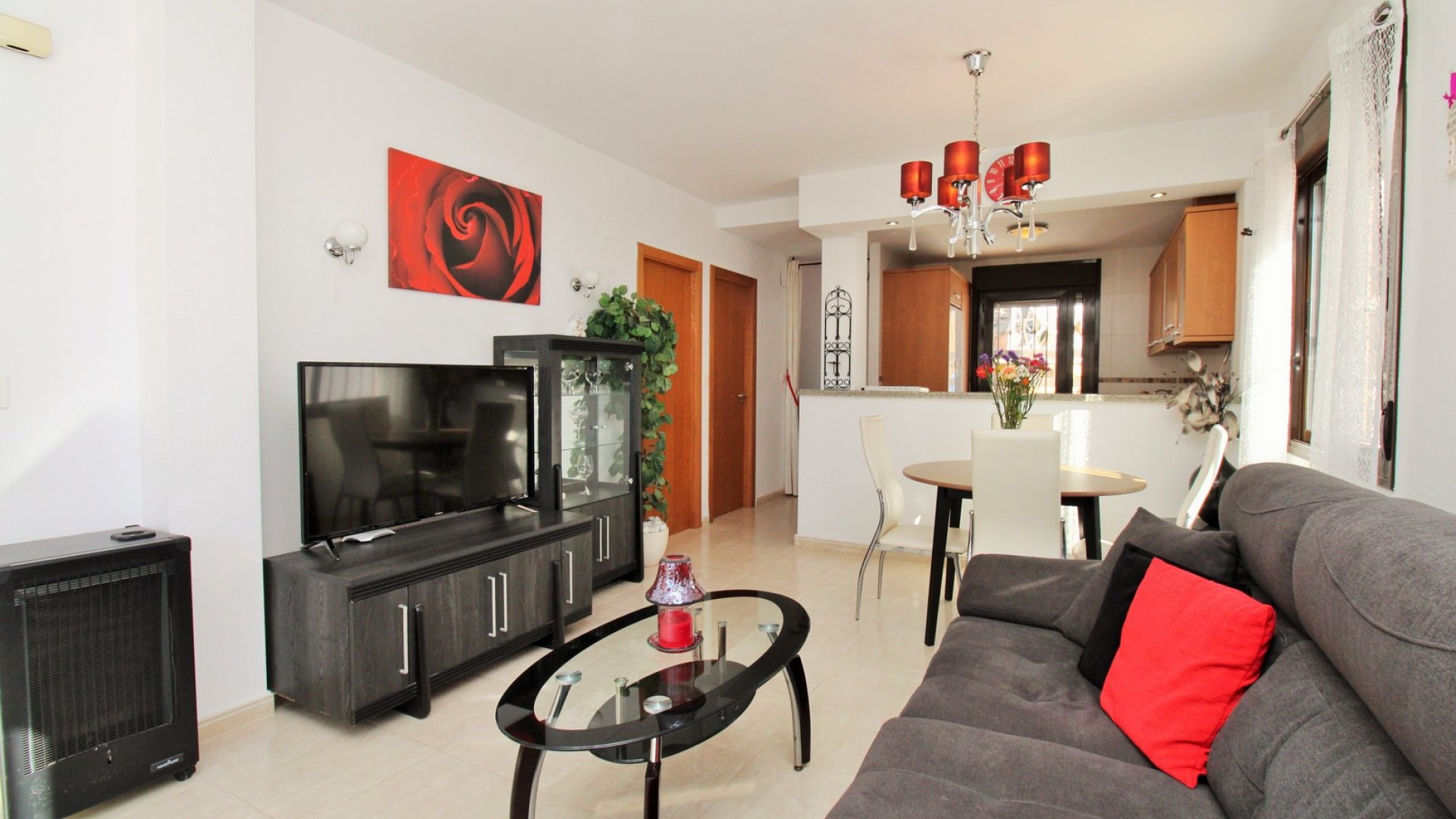 Reventa - Chalets -
Villamartín - PAU 8