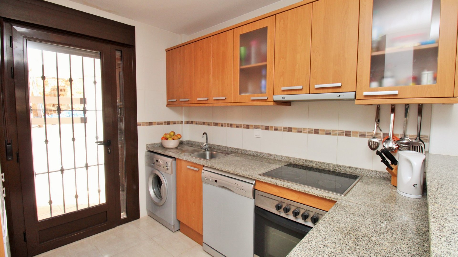 Reventa - Chalets -
Villamartín - PAU 8
