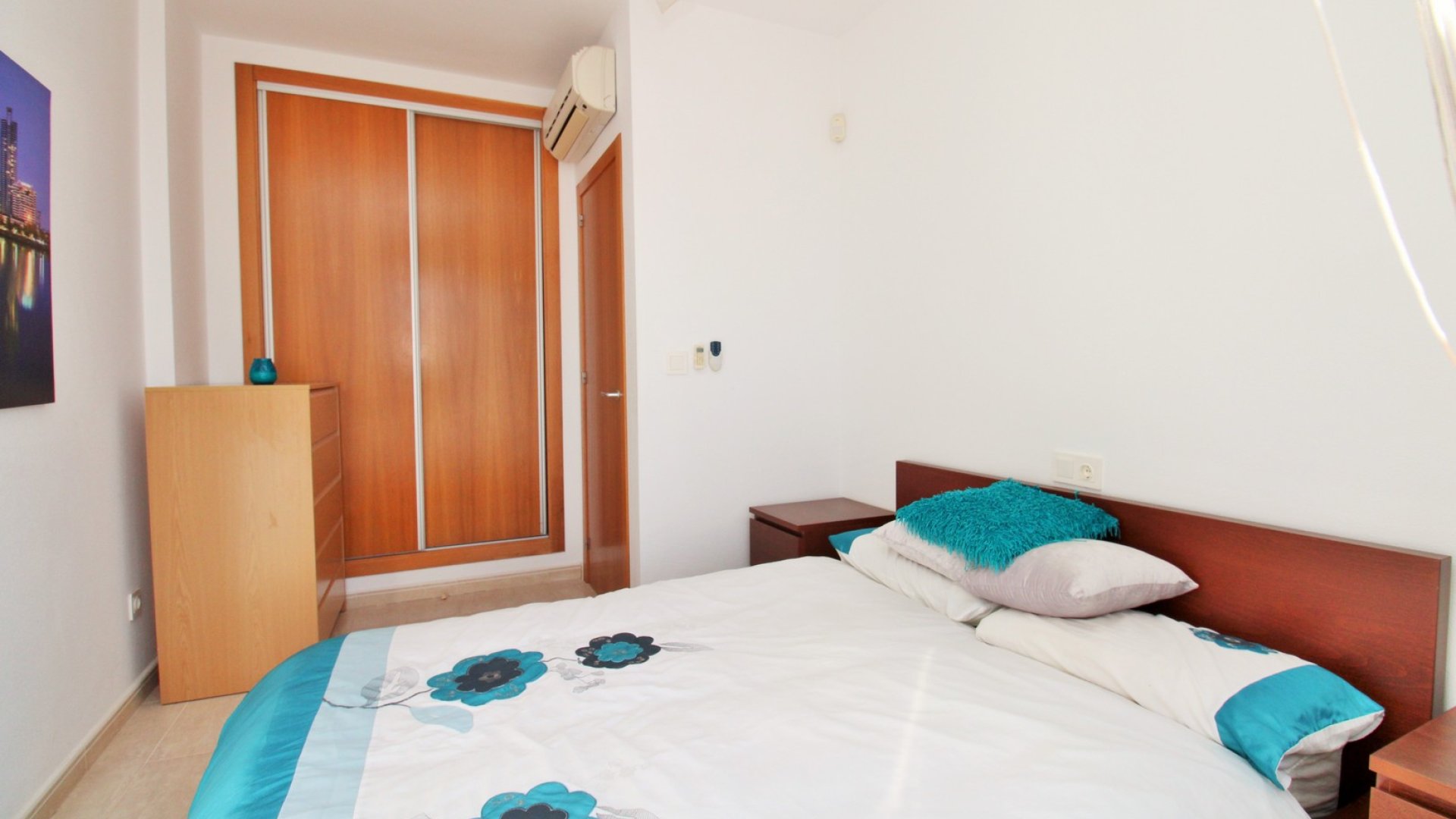 Reventa - Chalets -
Villamartín - PAU 8