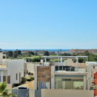 Reventa - Chalets -
Villamartín - PAU 8