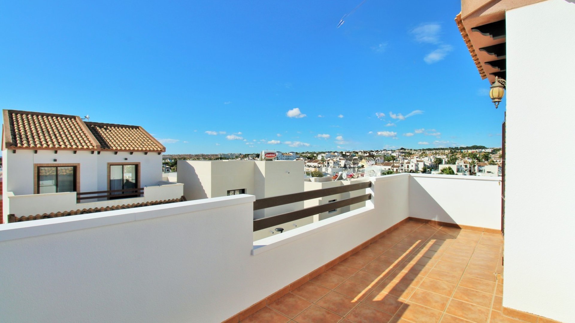 Reventa - Chalets -
Villamartín - PAU 8