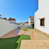 Reventa - Chalets -
Villamartín - PAU 8