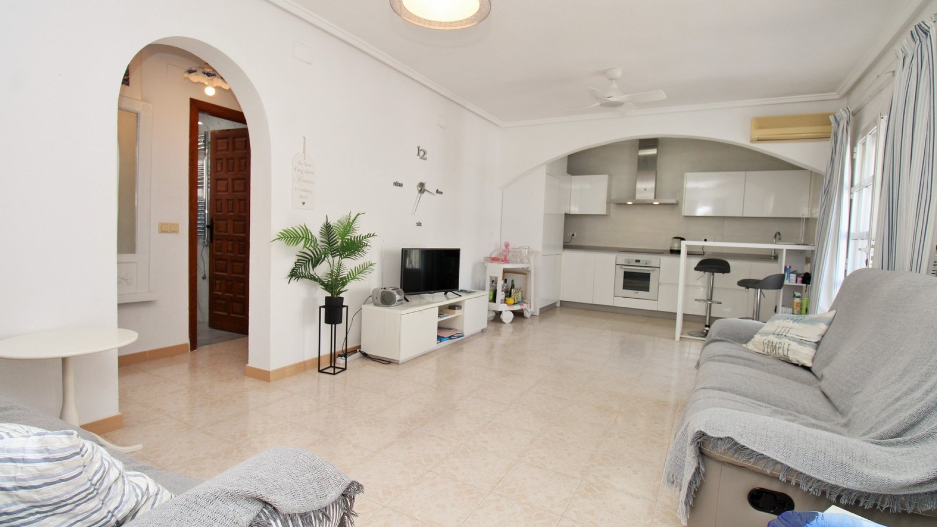 Reventa - Chalets -
Villamartín