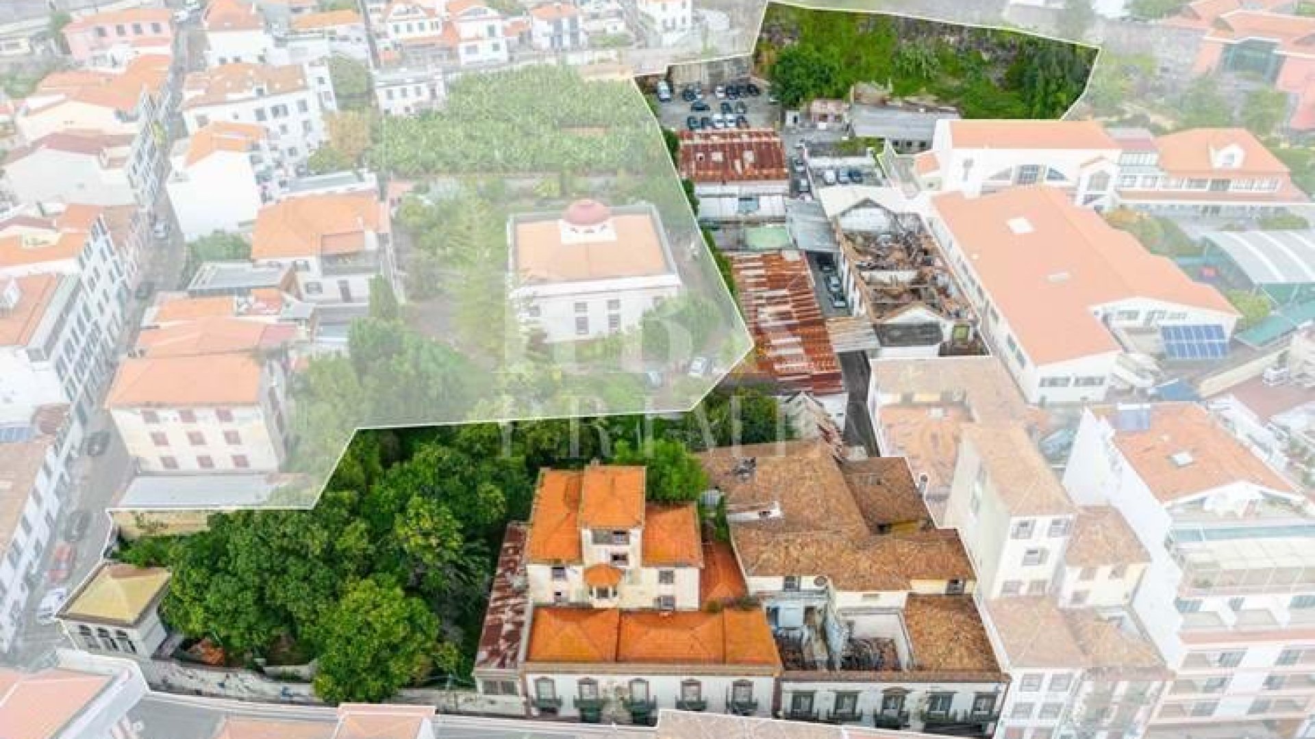 Reventa - Land -
Madeira