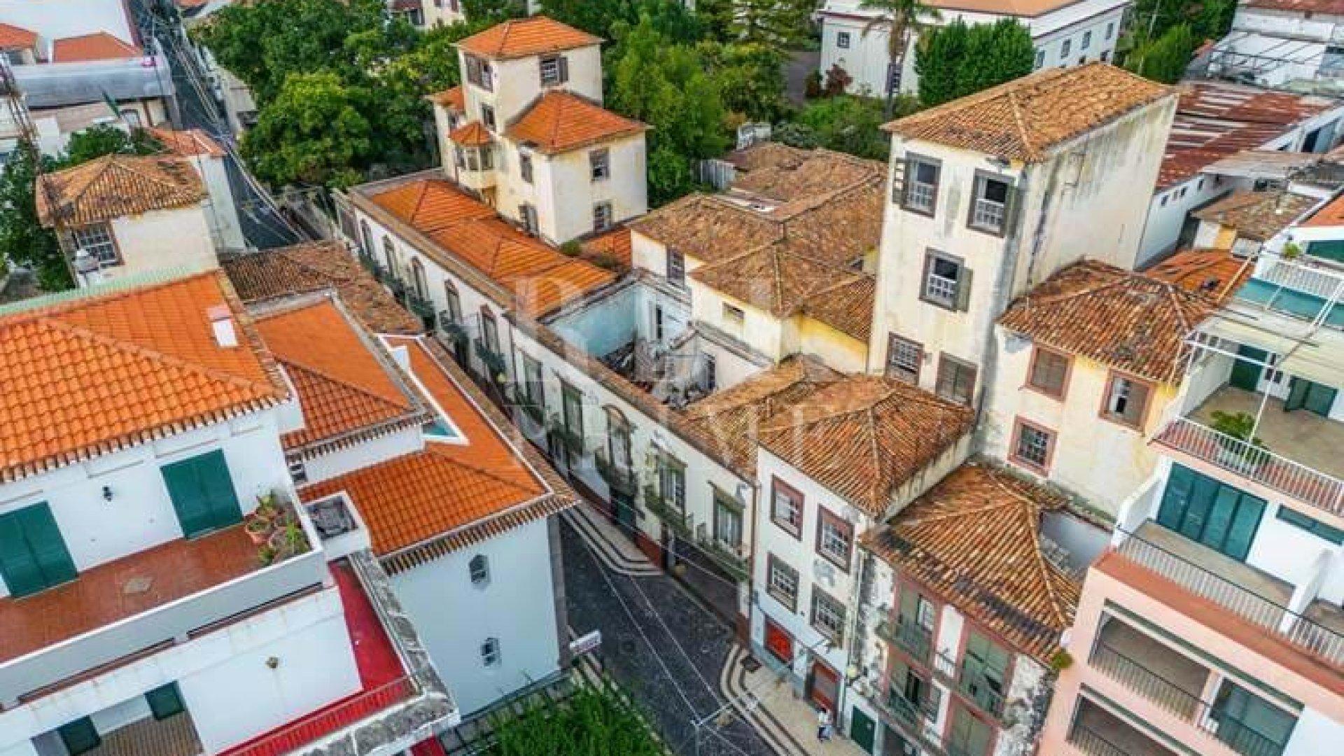 Reventa - Land -
Madeira