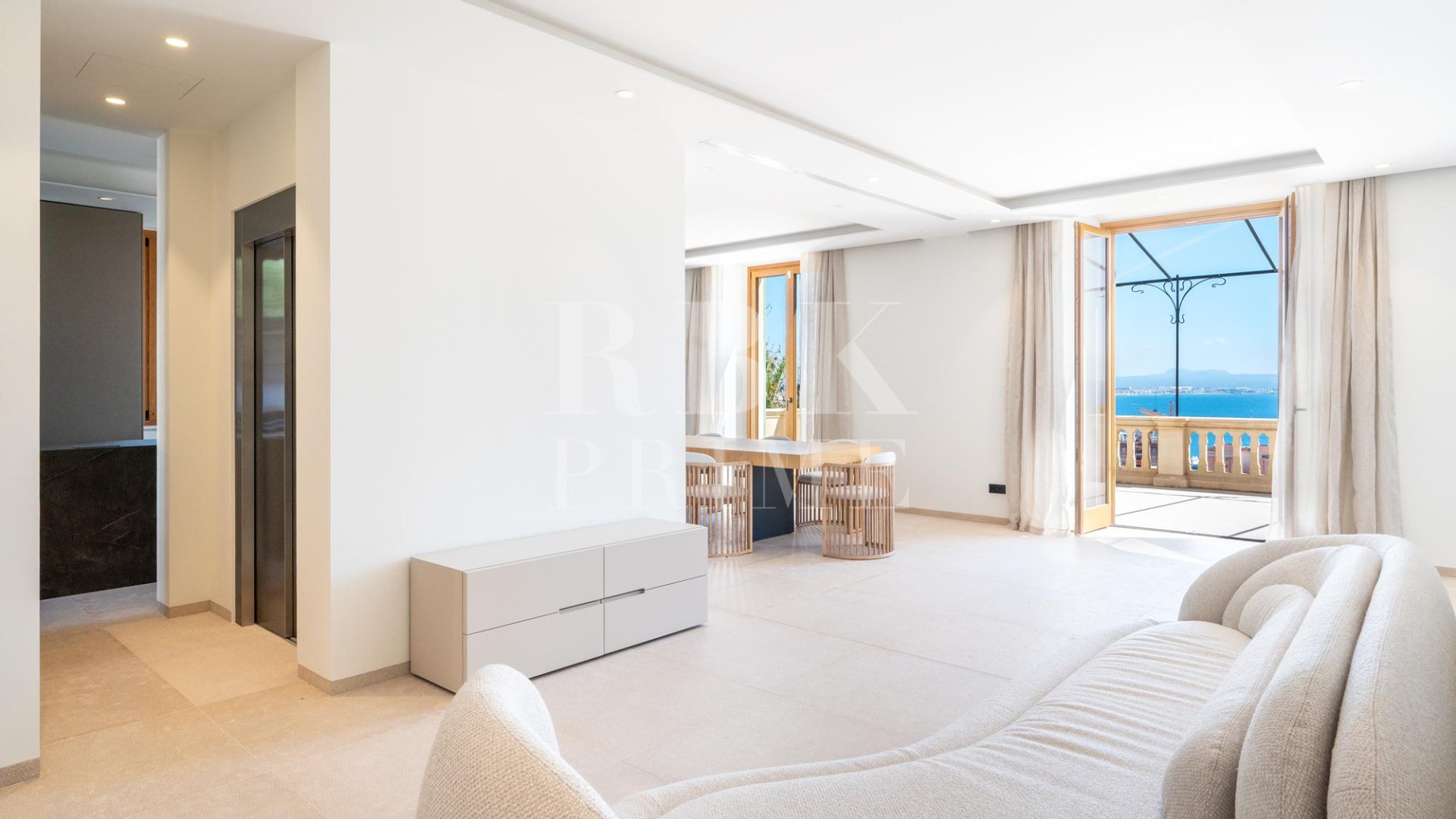Reventa - Palace -
Palma - El Terreno