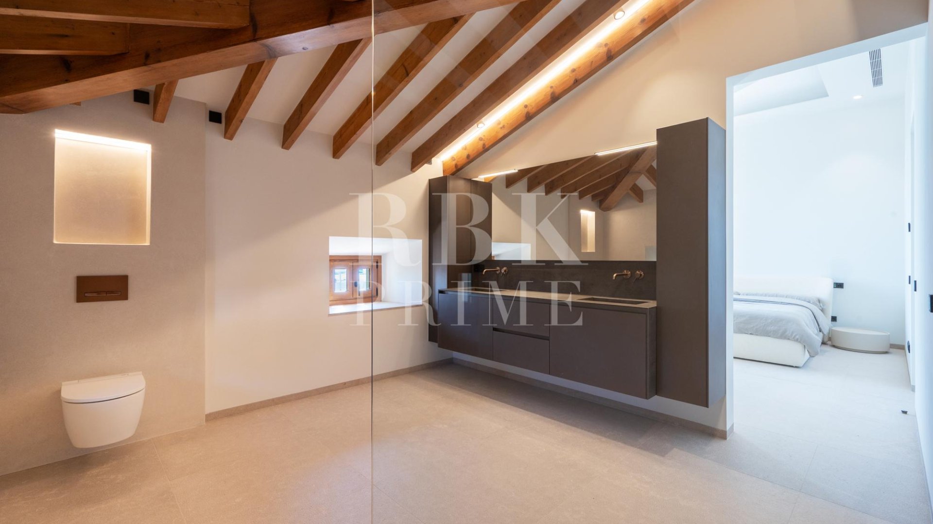 Reventa - Palace -
Palma - El Terreno