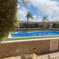 Reventa - Terraced house / Townhouse -
Orihuela Costa - Mil Palmeras