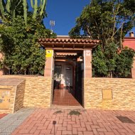 Reventa - Terraced house / Townhouse -
Torrevieja - El Acequión - Los Náufragos