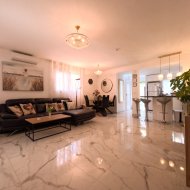 Reventa - Terraced house / Townhouse -
Torrevieja - El Acequión - Los Náufragos