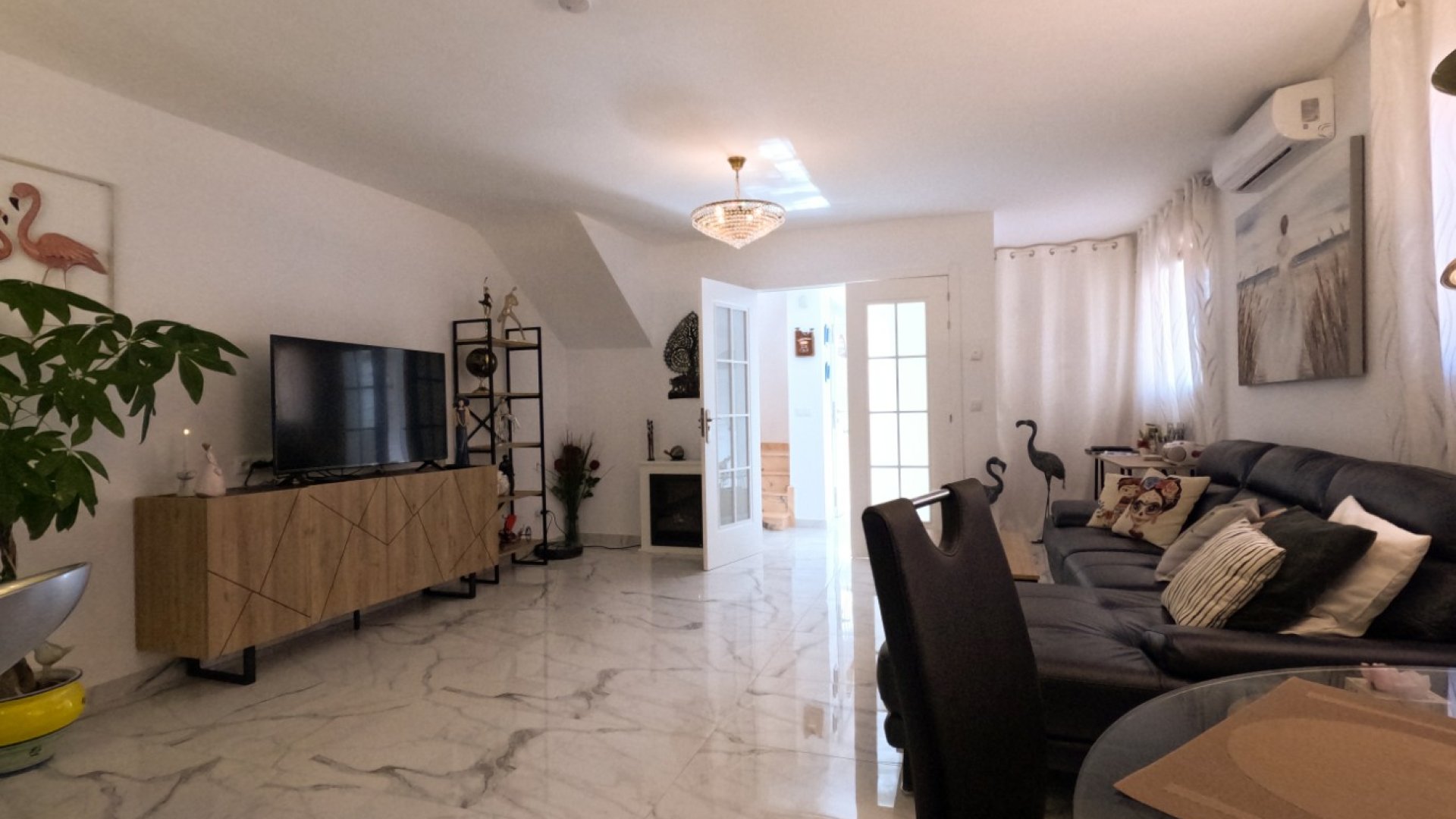 Reventa - Terraced house / Townhouse -
Torrevieja - El Acequión - Los Náufragos