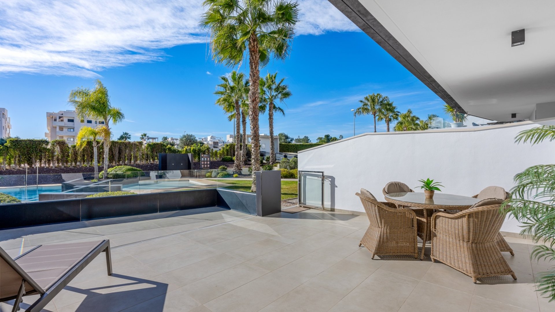 Revente - Apartment / Flat * -
Orihuela Costa - Los Dolses