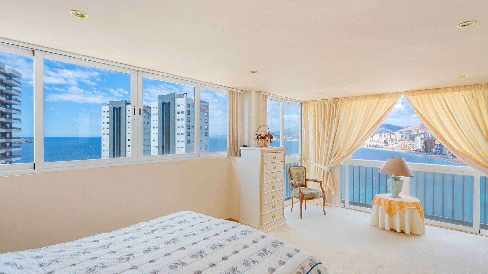 Revente - Appartements -
Benidorm - Levante