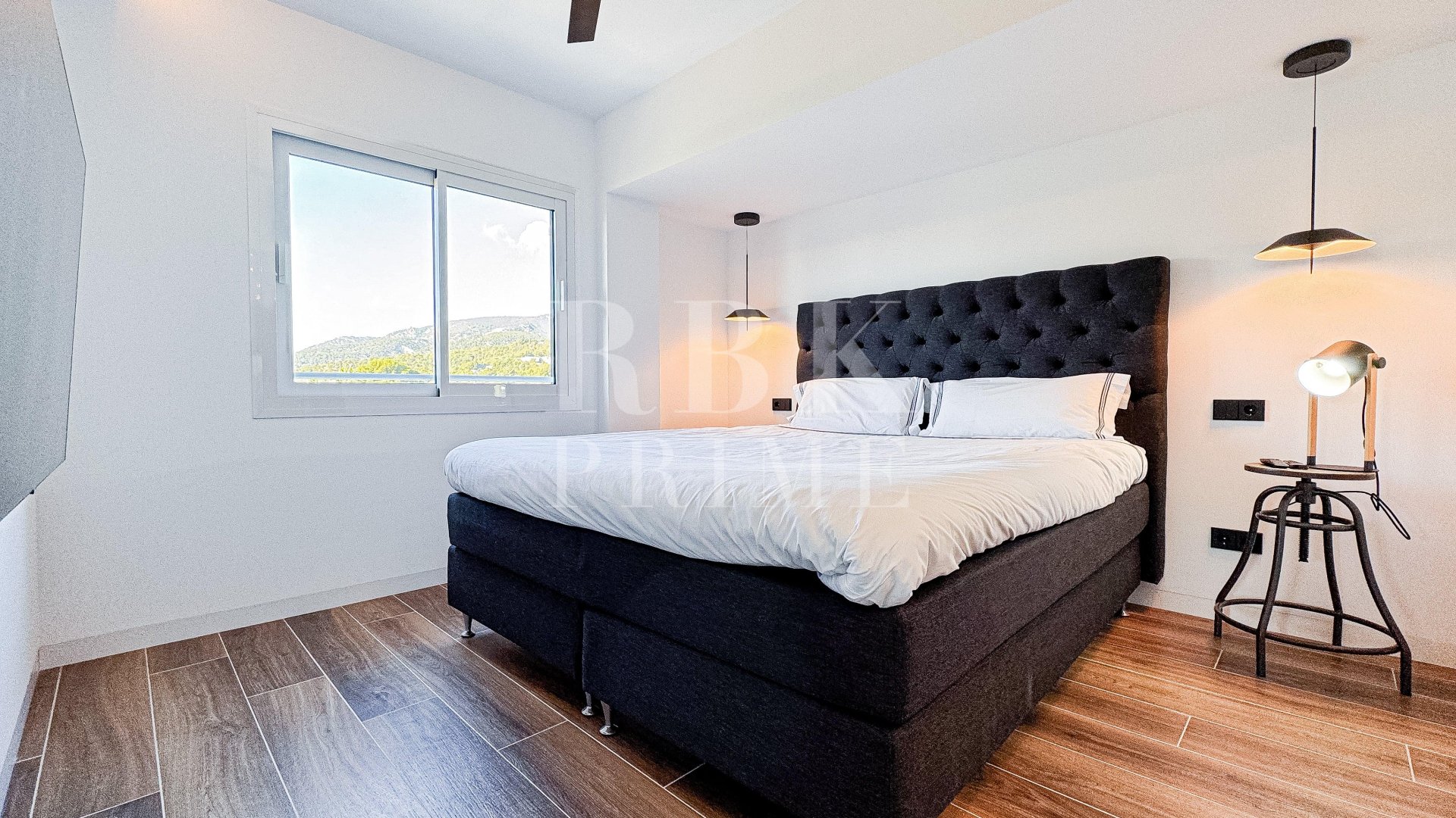 Revente - Appartements -
Calvià - Puerto Portals