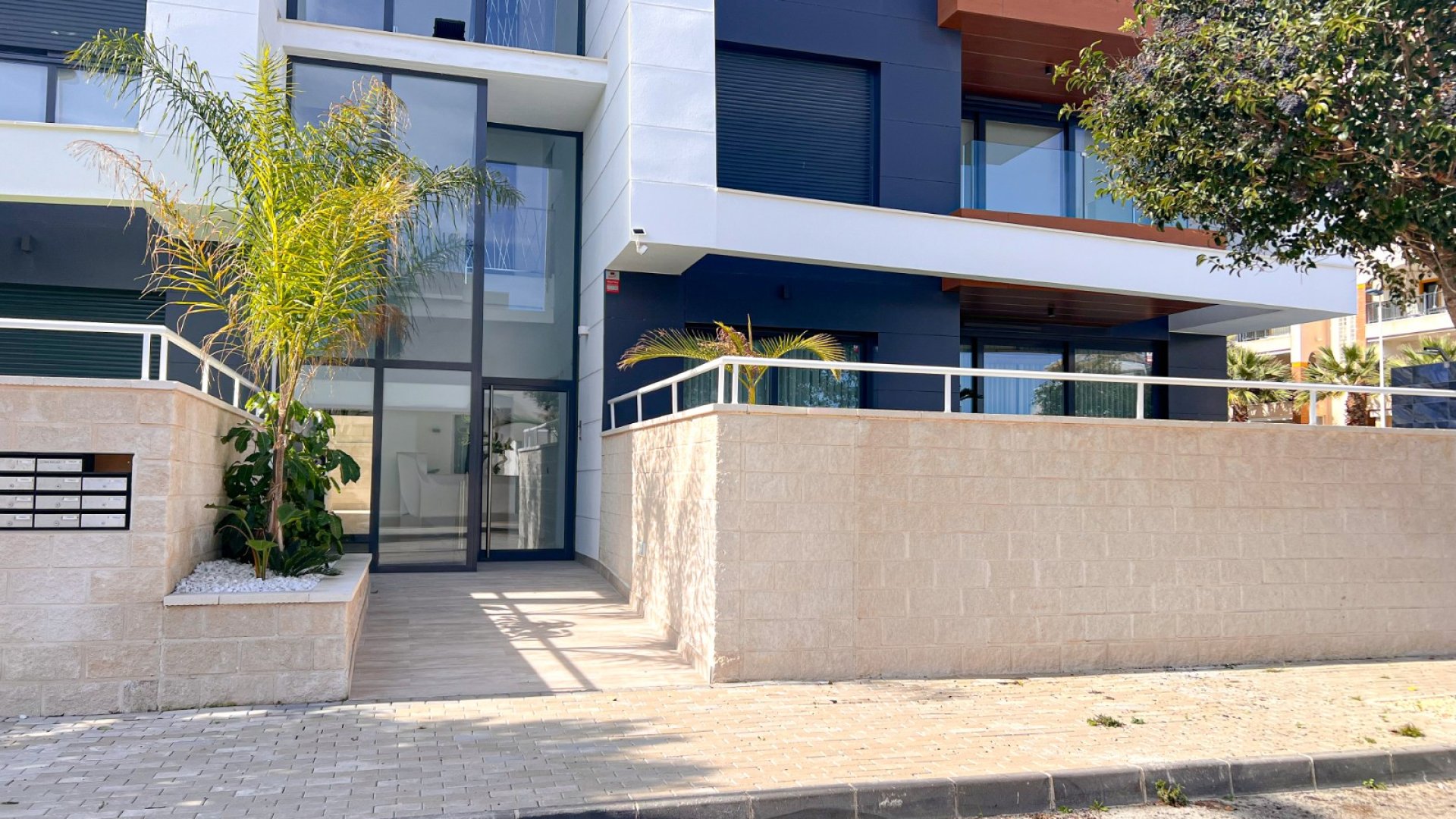 Revente - Appartements -
Guardamar del Segura - Urbanizaciones