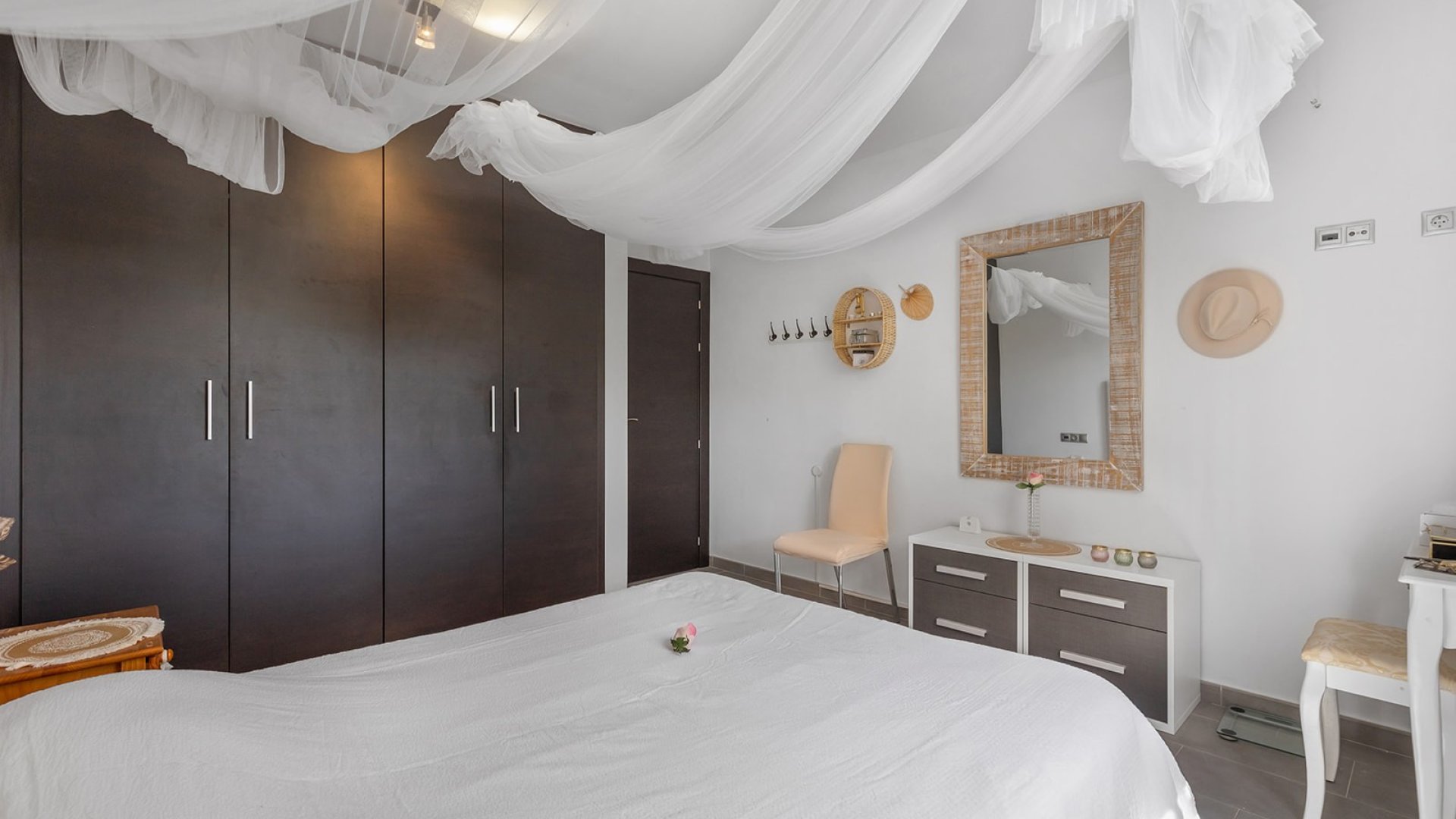 Revente - Appartements -
La Mata - Playa