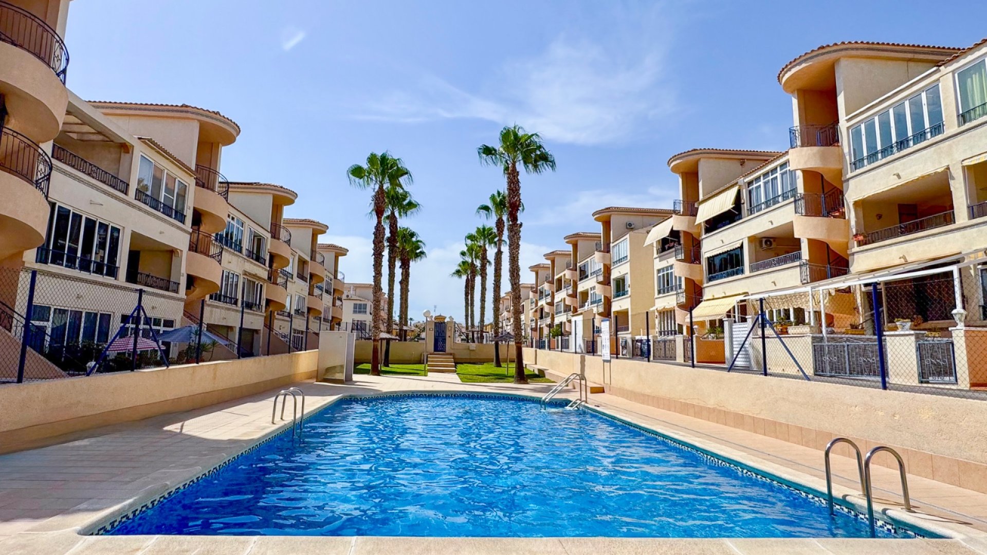Revente - Appartements -
Orihuela Costa - Los Altos