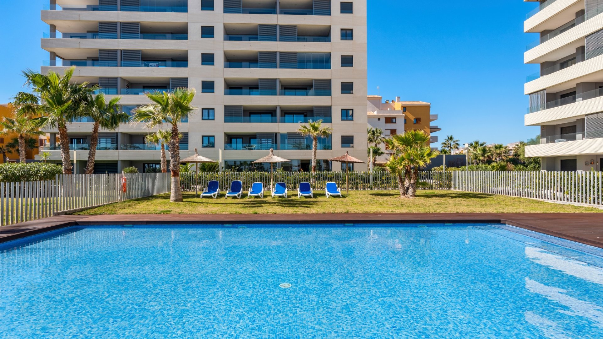 Revente - Appartements -
Orihuela Costa - Punta Prima