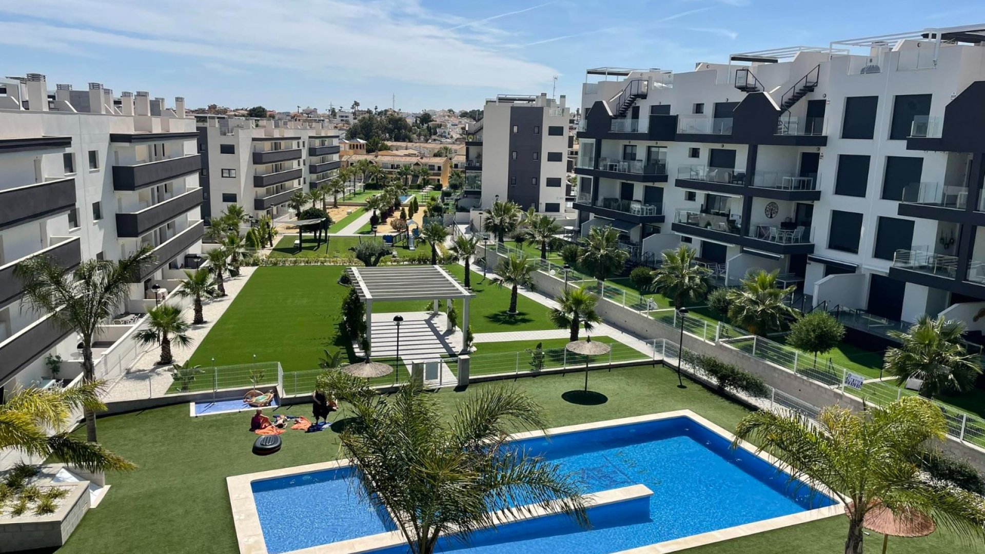 Revente - Appartements -
Orihuela Costa - Villamartín