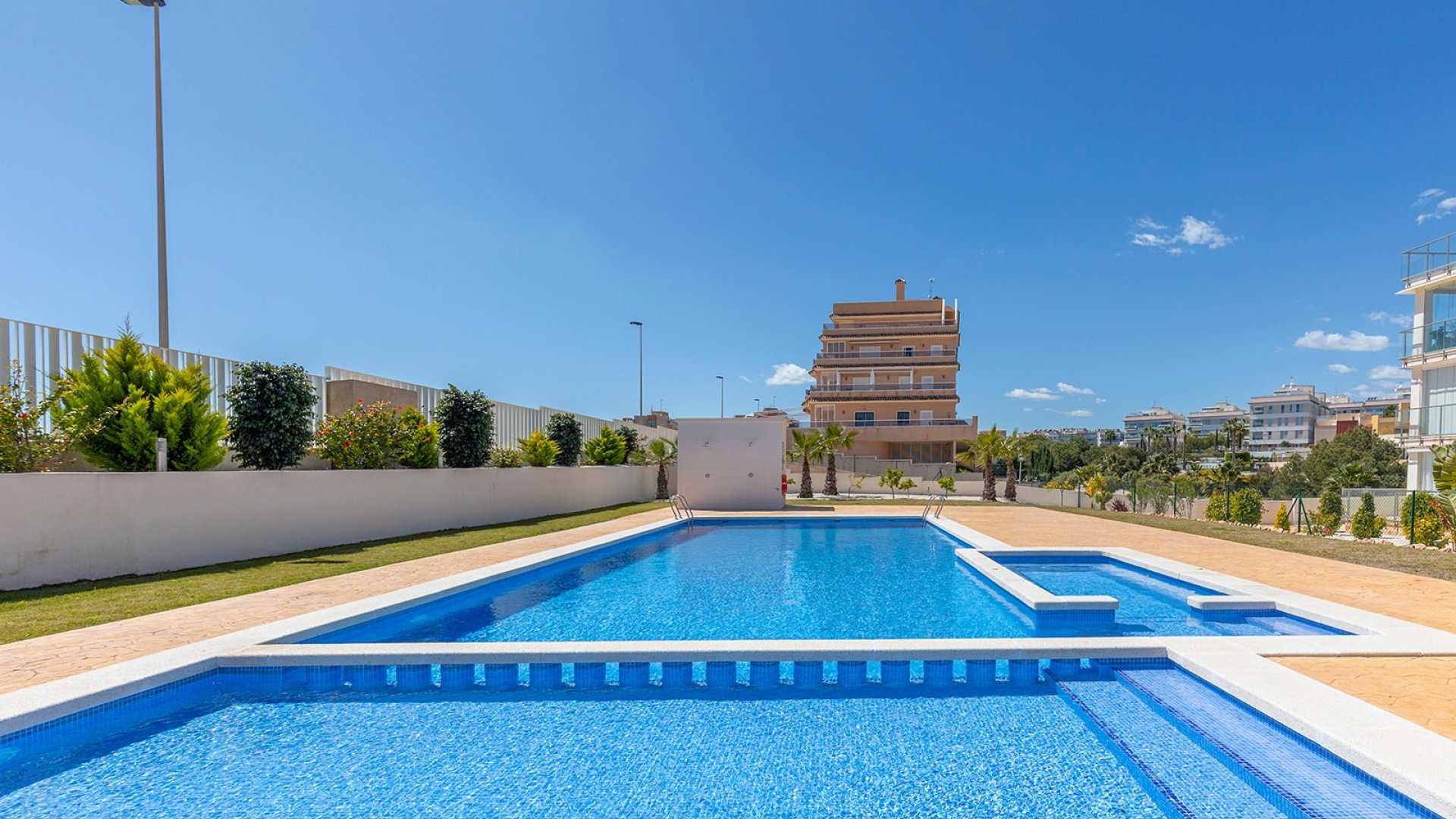 Revente - Appartements -
Orihuela Costa - Villamartín