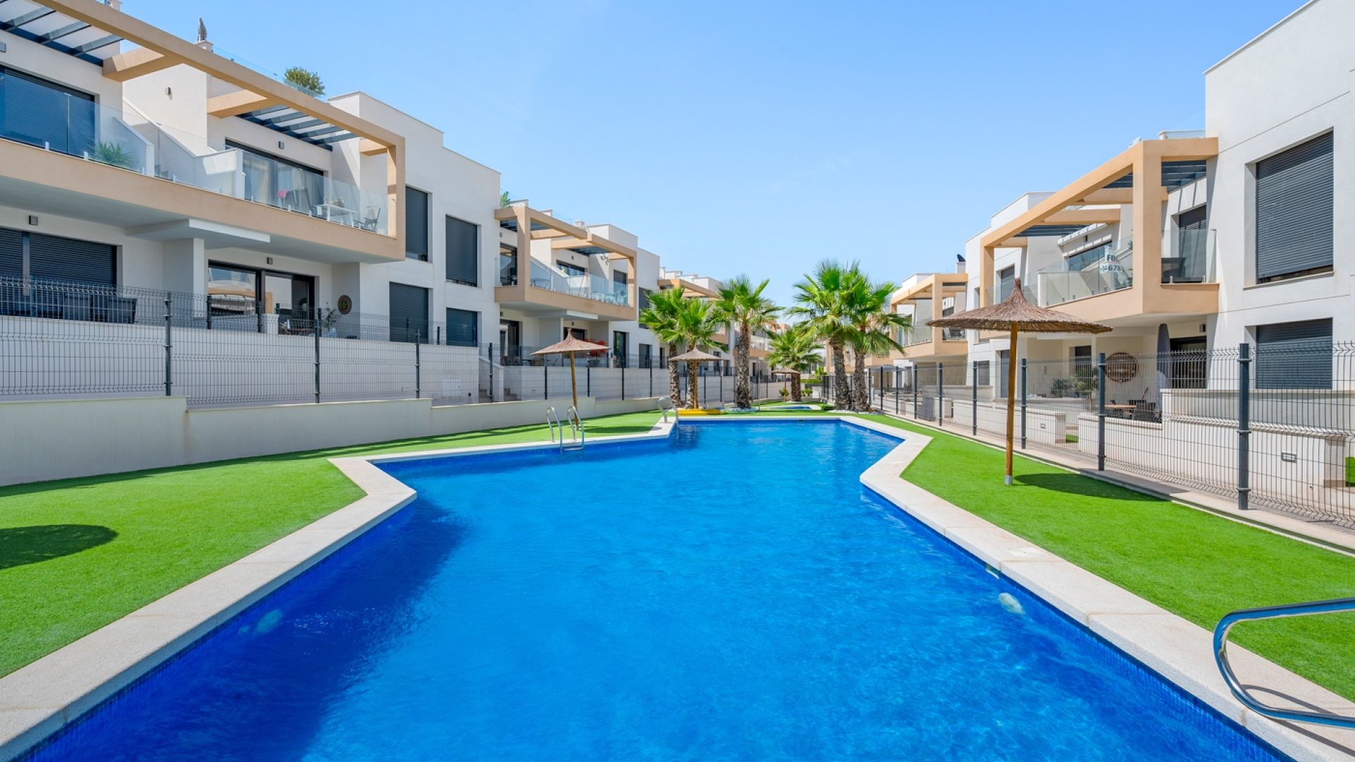 Revente - Appartements -
Orihuela Costa - Villamartín