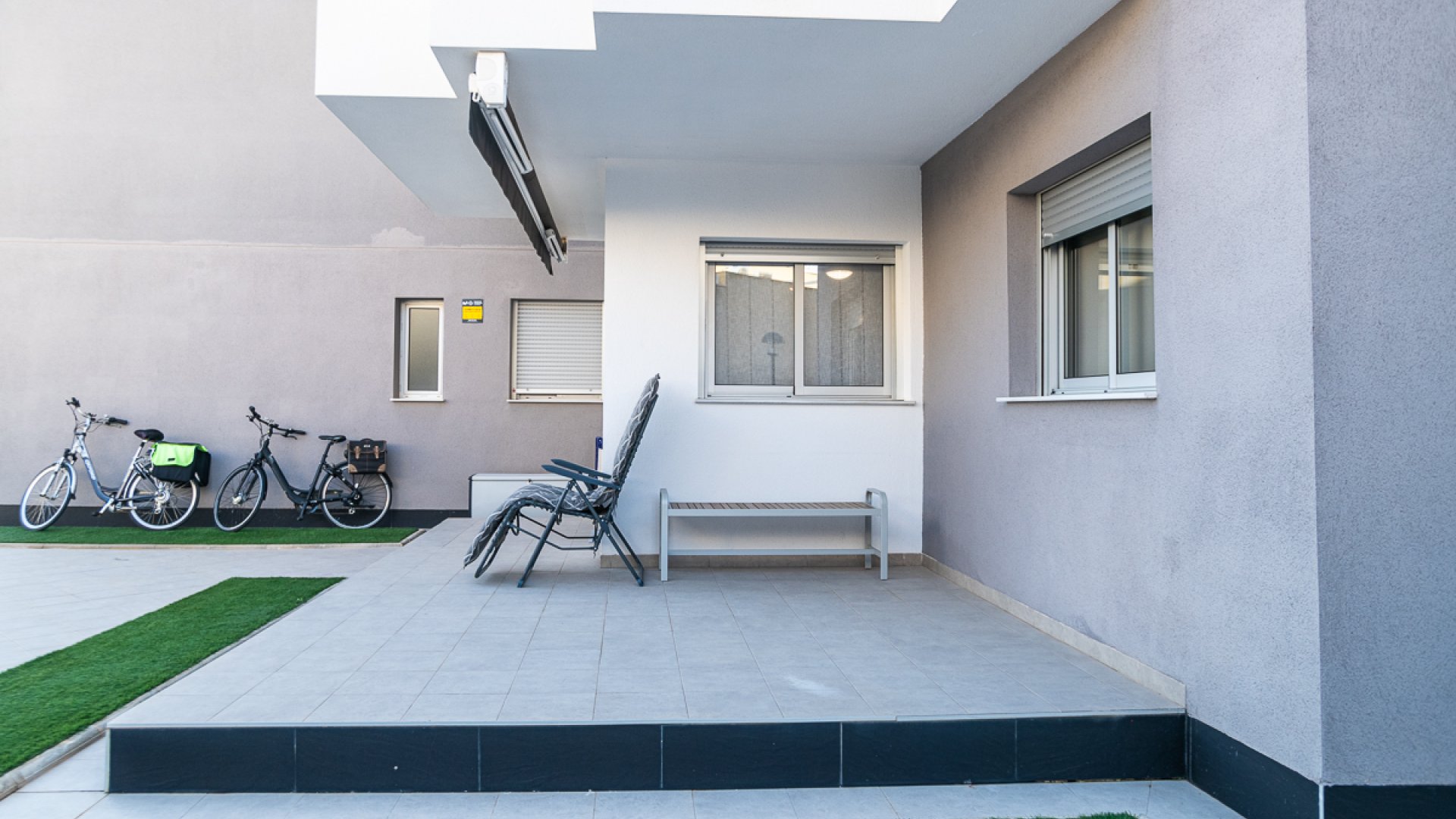 Revente - Appartements -
Orihuela Costa - Villamartín