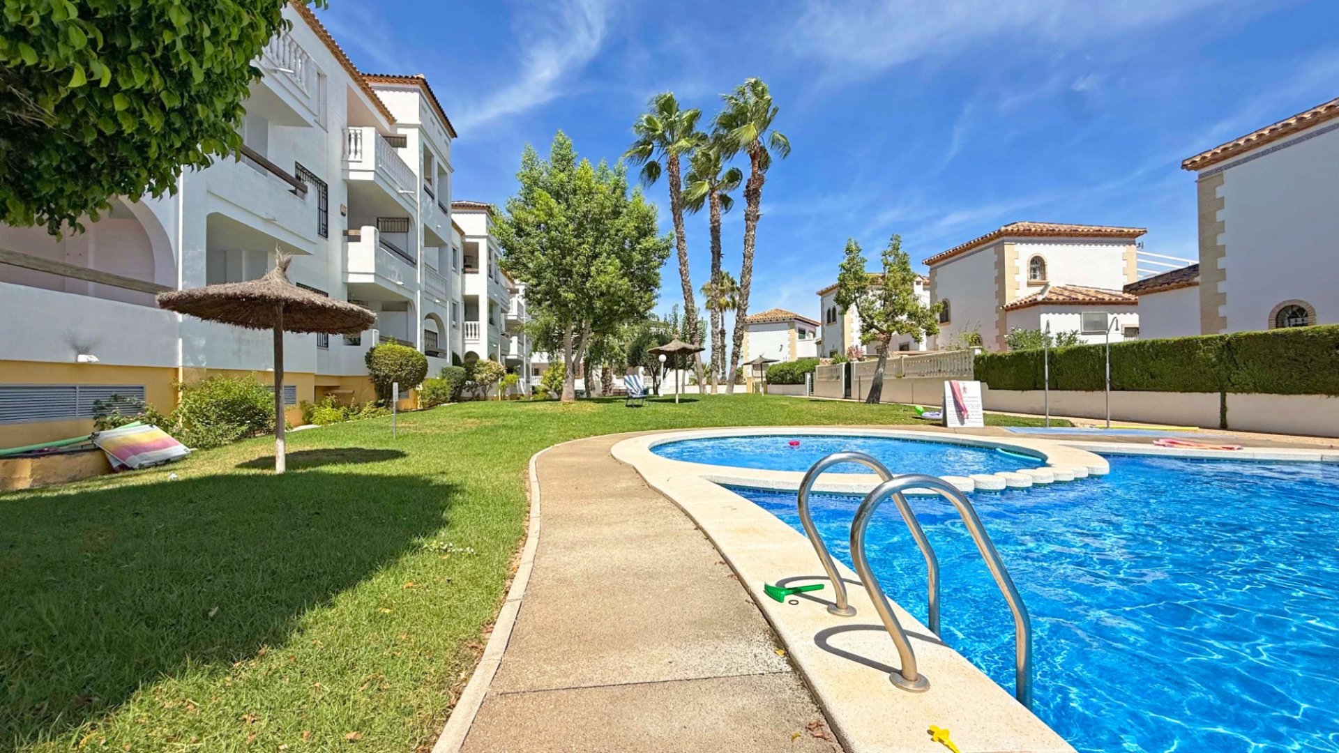 Revente - Appartements -
Orihuela Costa - Villamartín