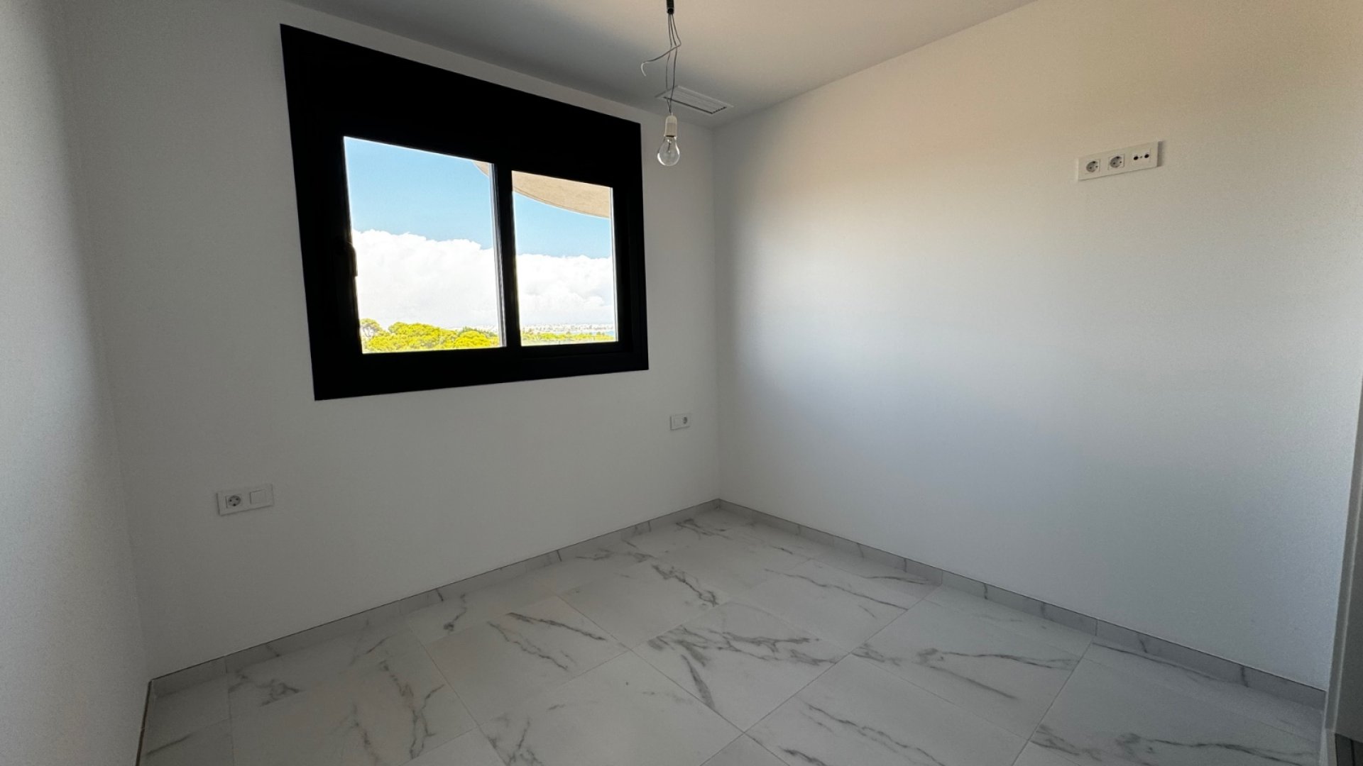 Revente - Appartements -
Punta Prima