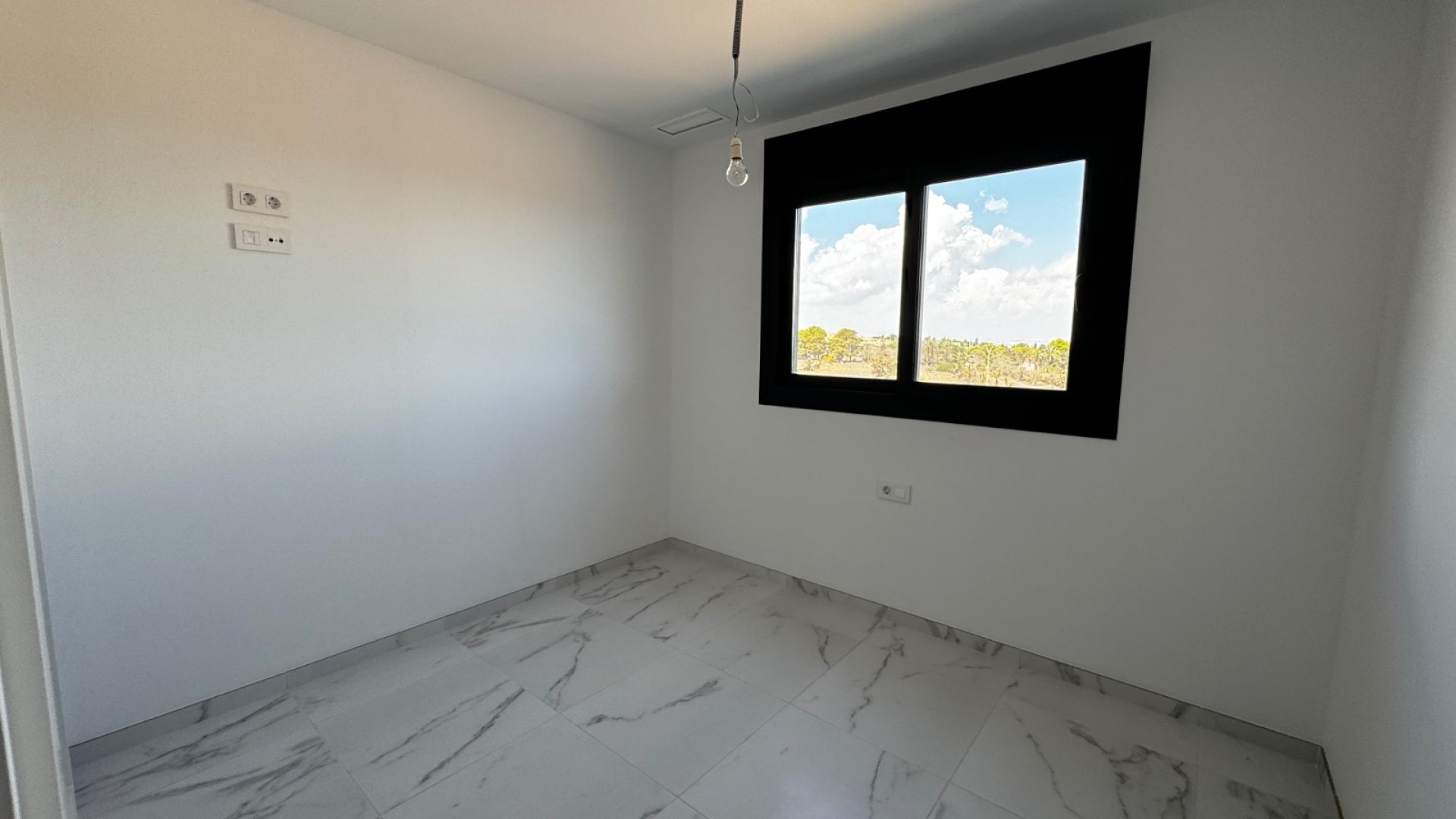 Revente - Appartements -
Punta Prima