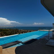 Revente - Appartements -
Punta Prima