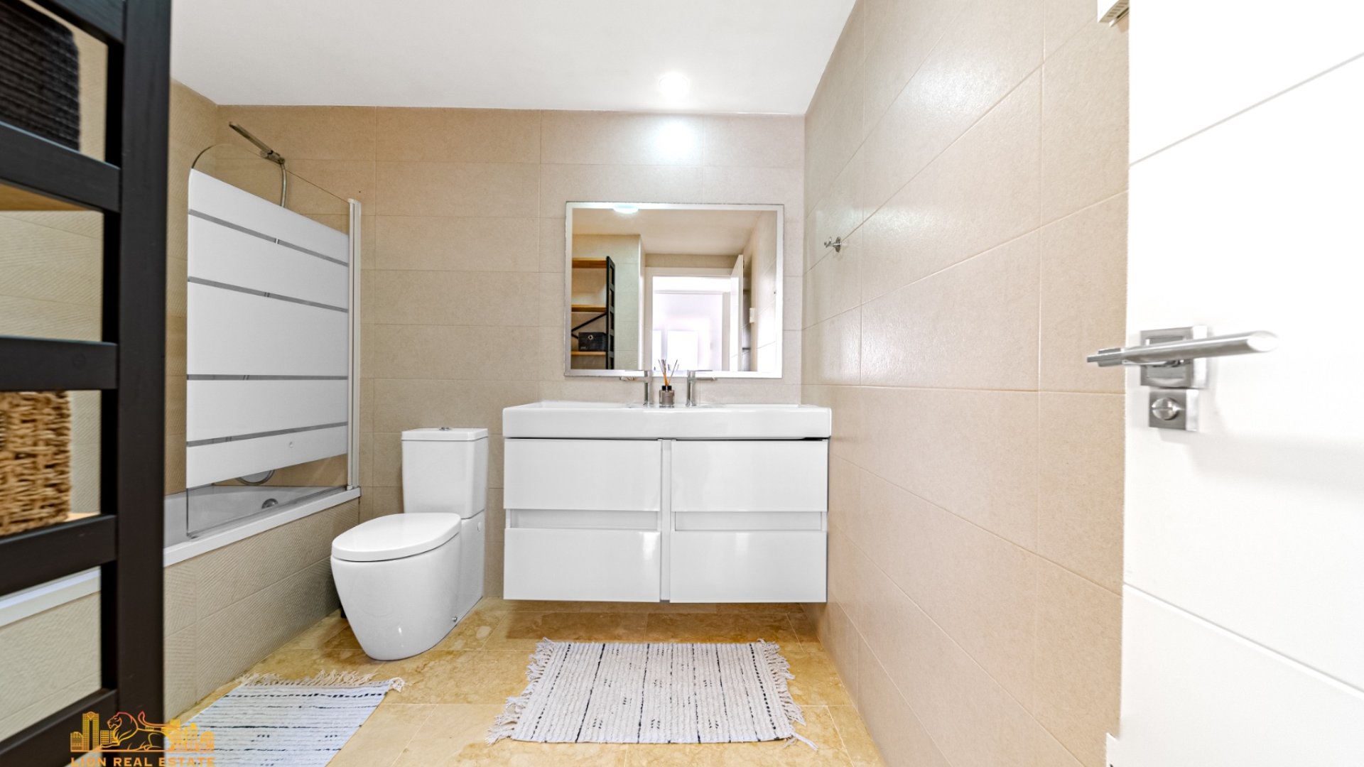 Revente - Appartements -
Punta Prima