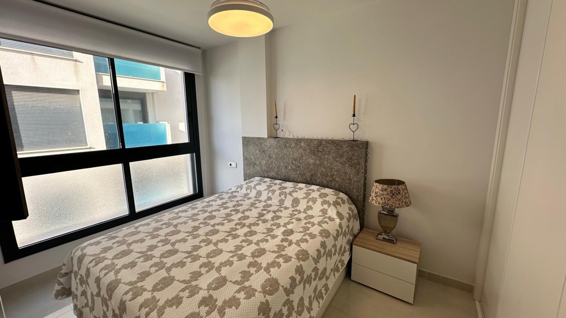 Revente - Appartements -
Torrevieja - Calas Blancas