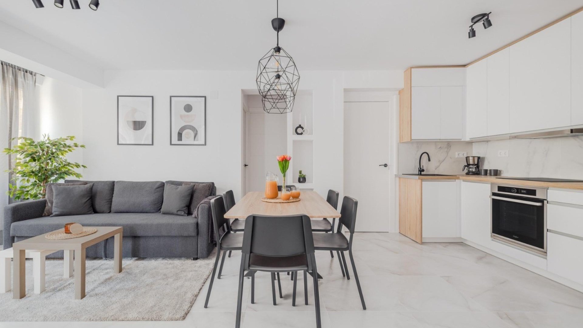 Revente - Appartements -
Torrevieja - Center