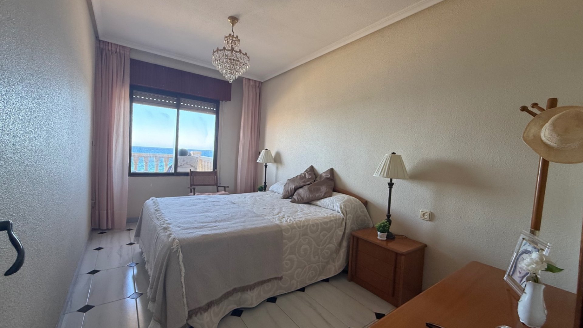 Revente - Appartements -
Torrevieja - Costa Blanca