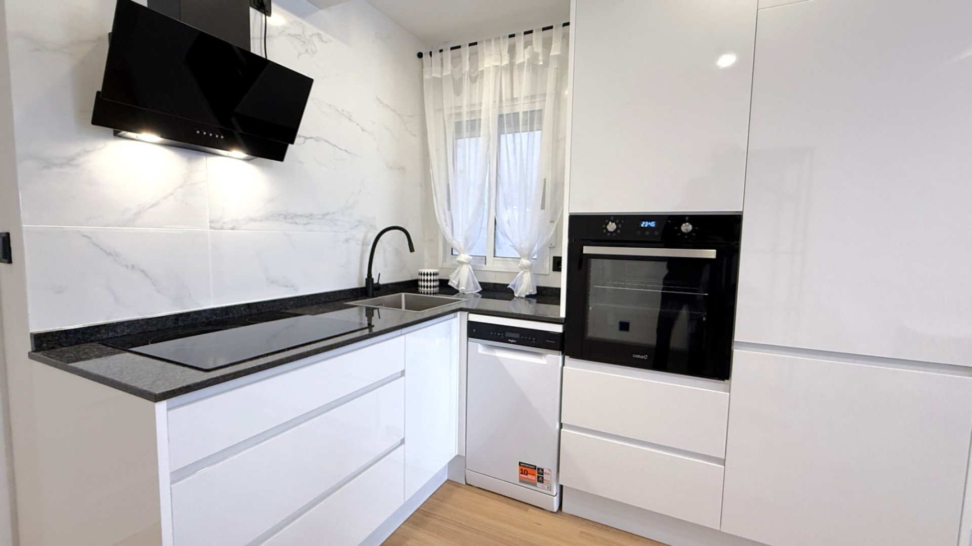 Revente - Appartements -
Torrevieja - Costa Blanca