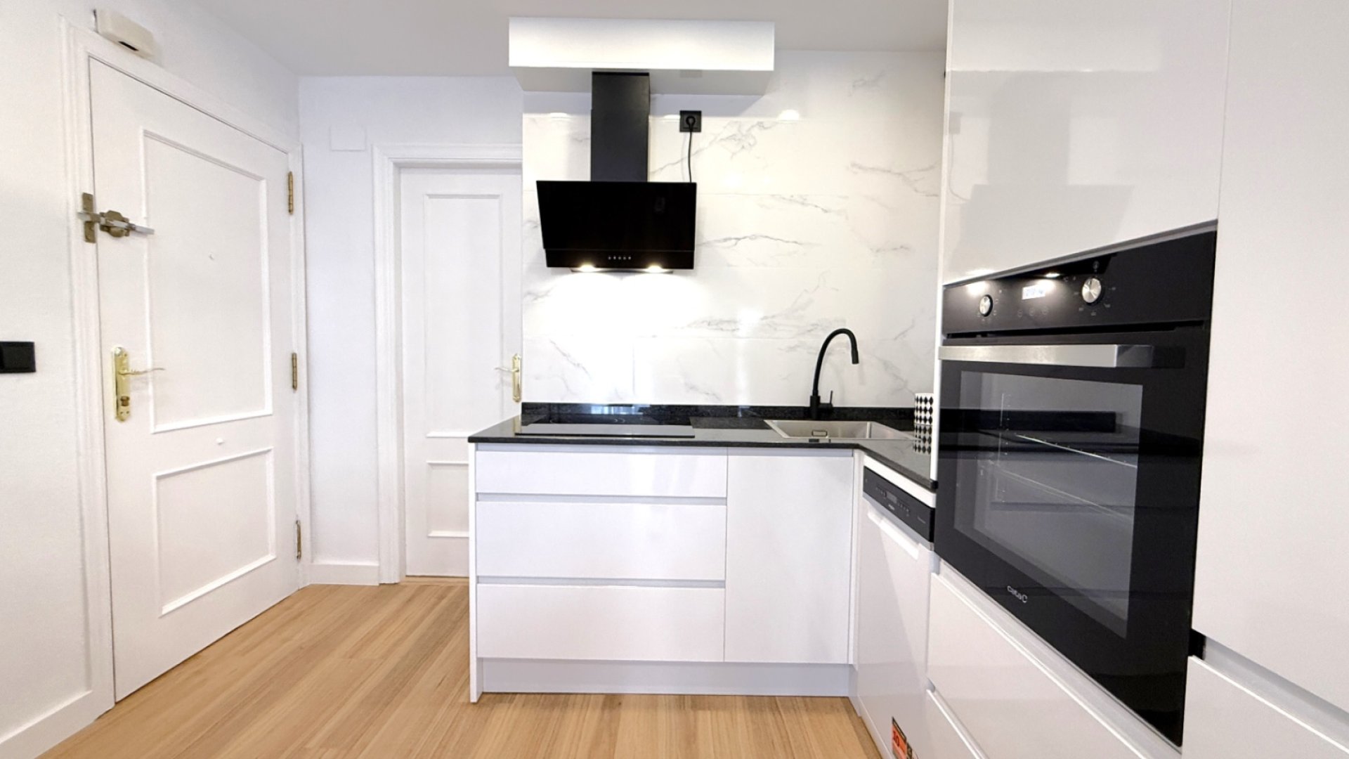 Revente - Appartements -
Torrevieja - Costa Blanca