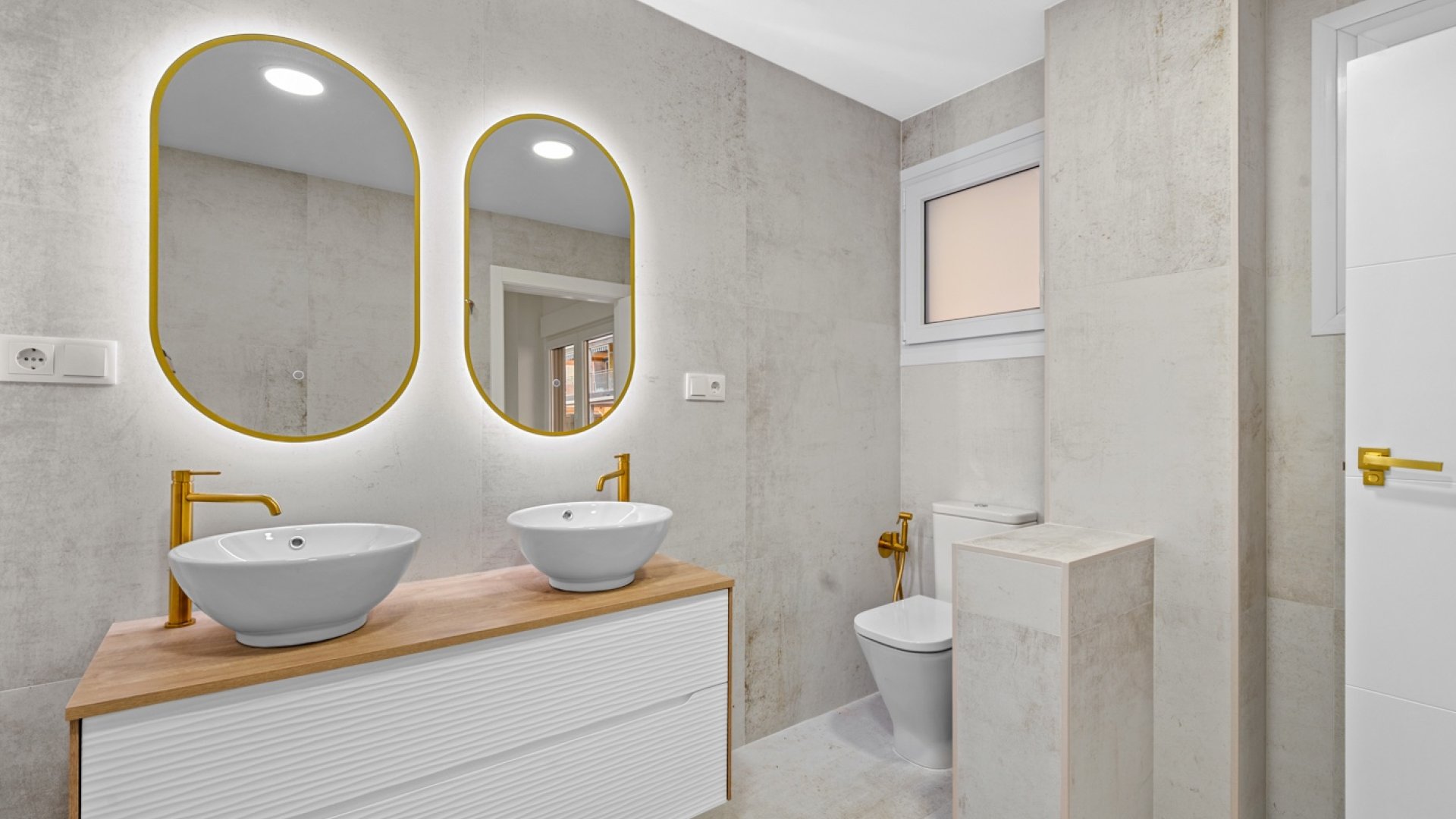 Revente - Appartements -
Torrevieja - El Acequión - Los Náufragos