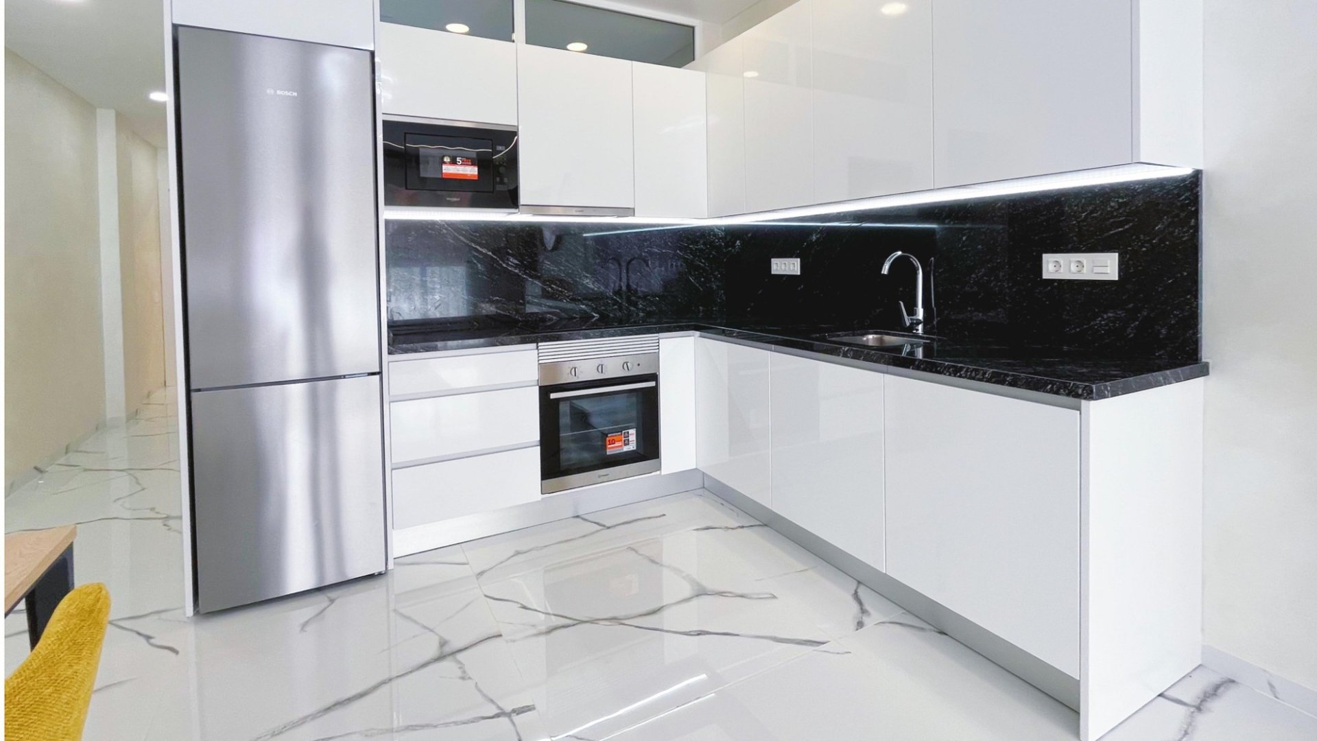 Revente - Appartements -
Torrevieja - Playa del Cura