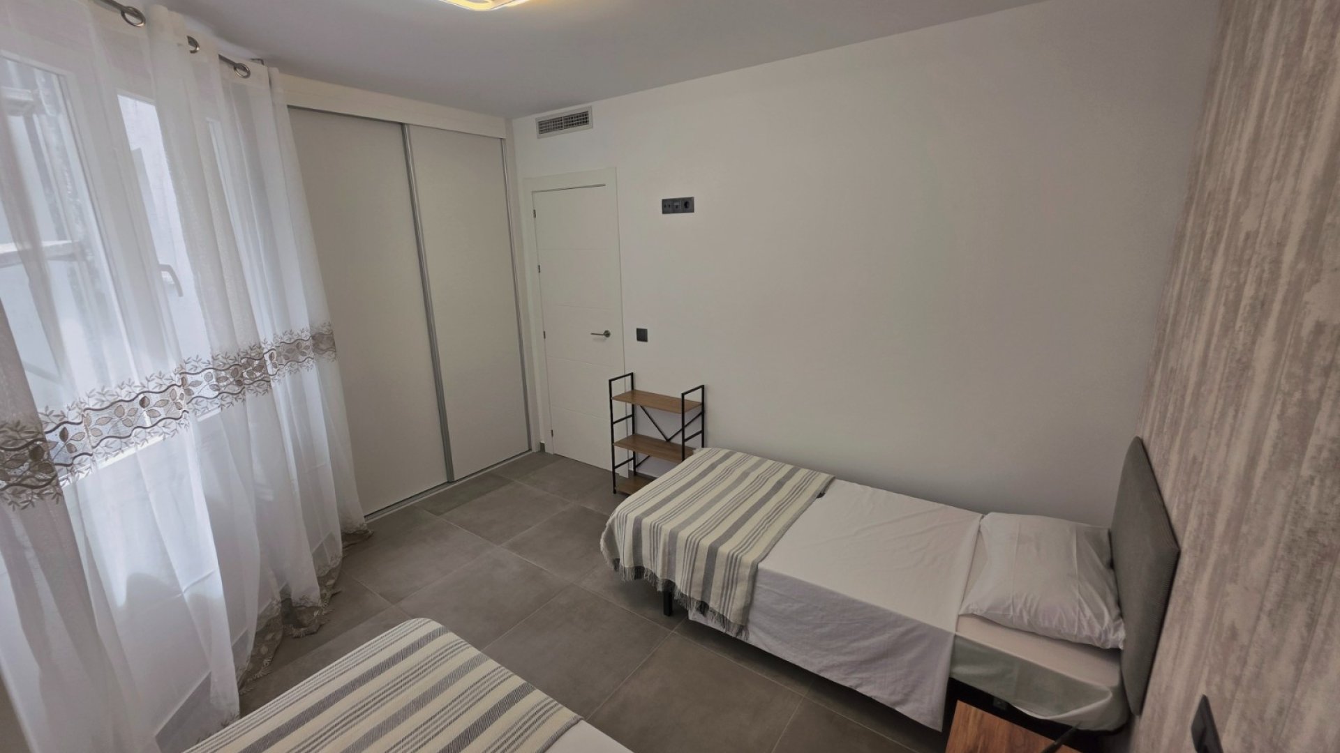 Revente - Appartements -
Torrevieja - Puerto