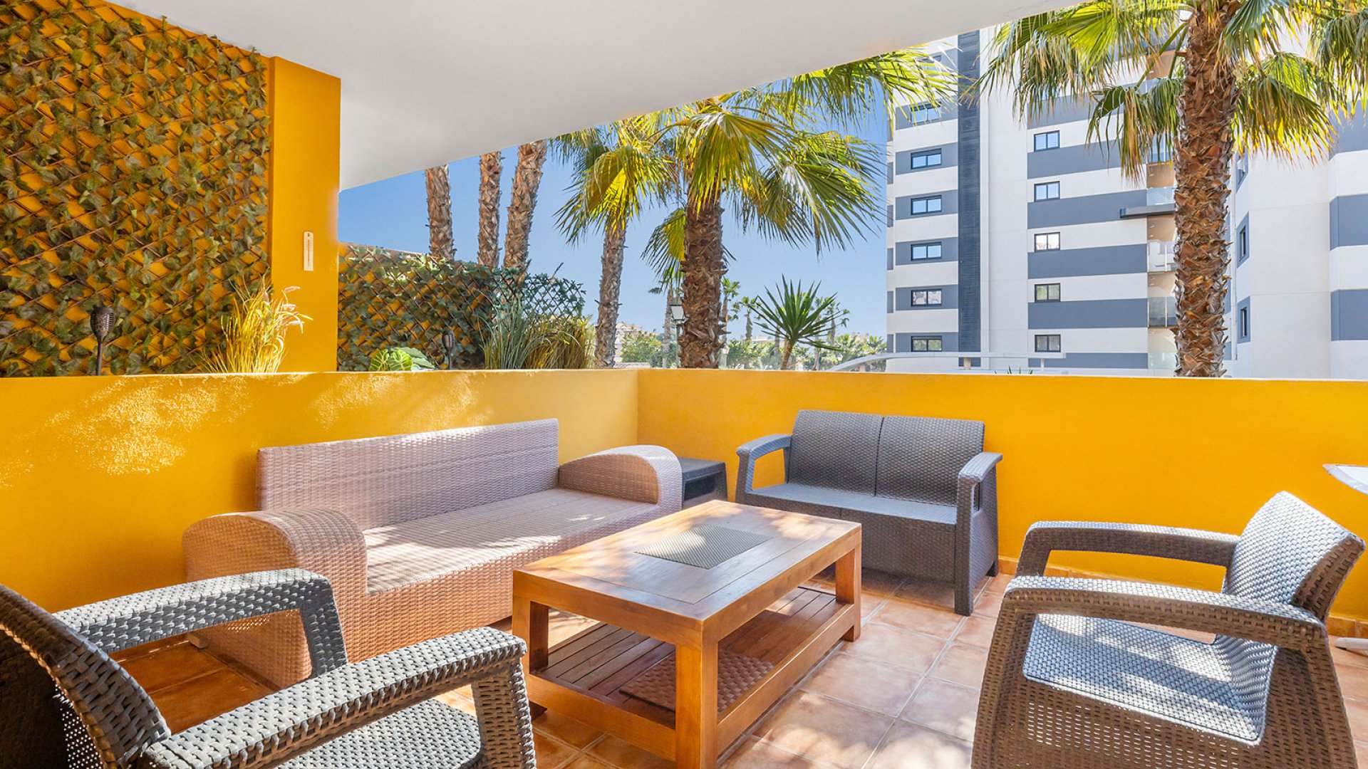 Revente - Appartements -
Torrevieja - Punta Prima