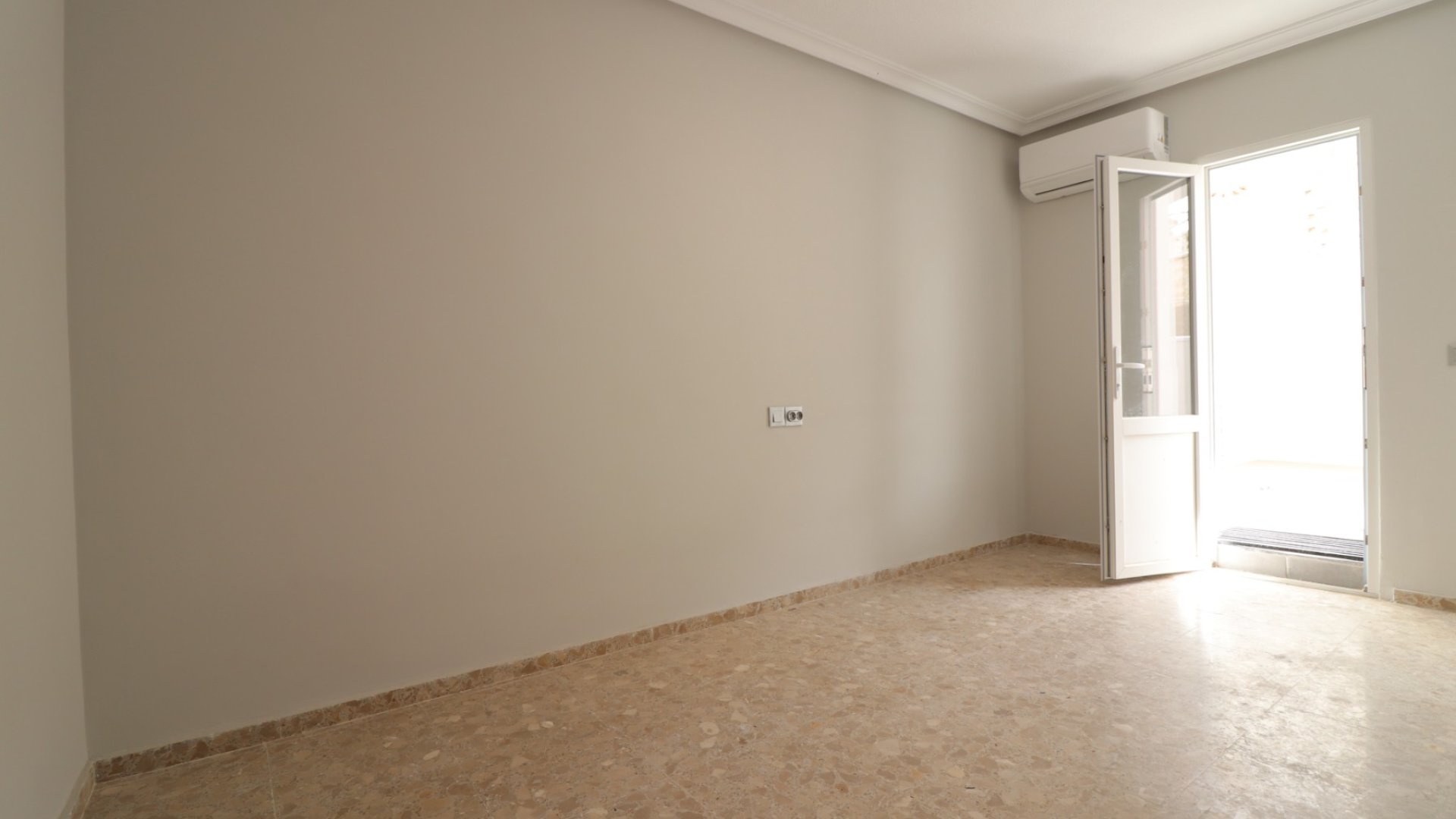 Revente - Appartements -
Torrevieja - Torre la mata