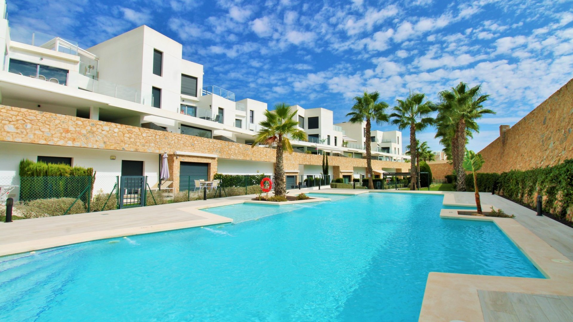 Revente - Appartements -
Villamartín - PAU 8