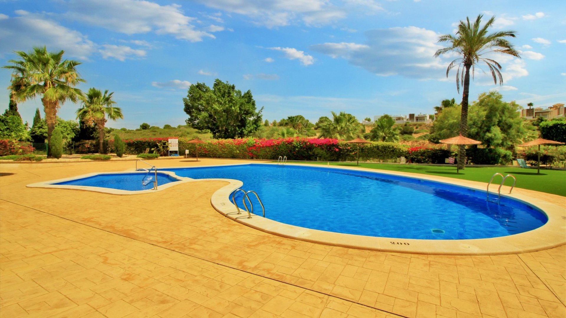 Revente - Appartements -
Villamartín - PAU 8