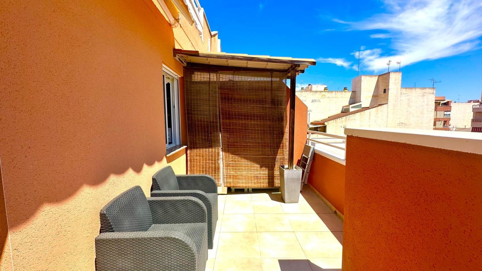 Revente - Attique -
Torrevieja - Center