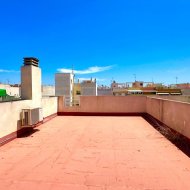 Revente - Attique -
Torrevieja - Center