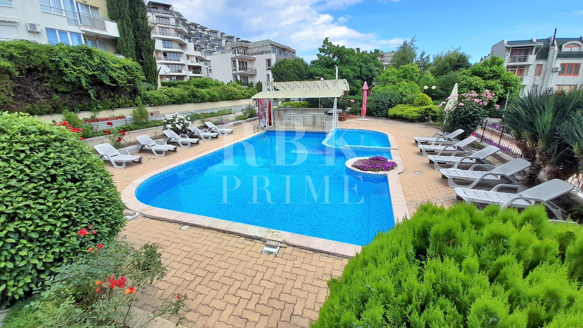 Revente - Commercial -
Bulgaria - Sveti Vlas